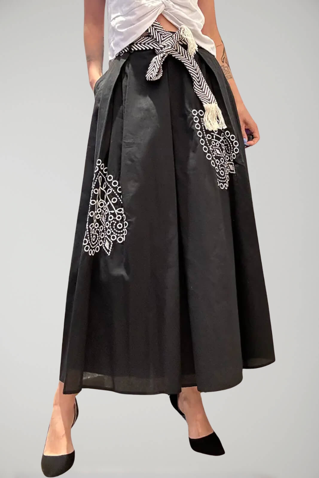 Falda midi ecológica con fajín