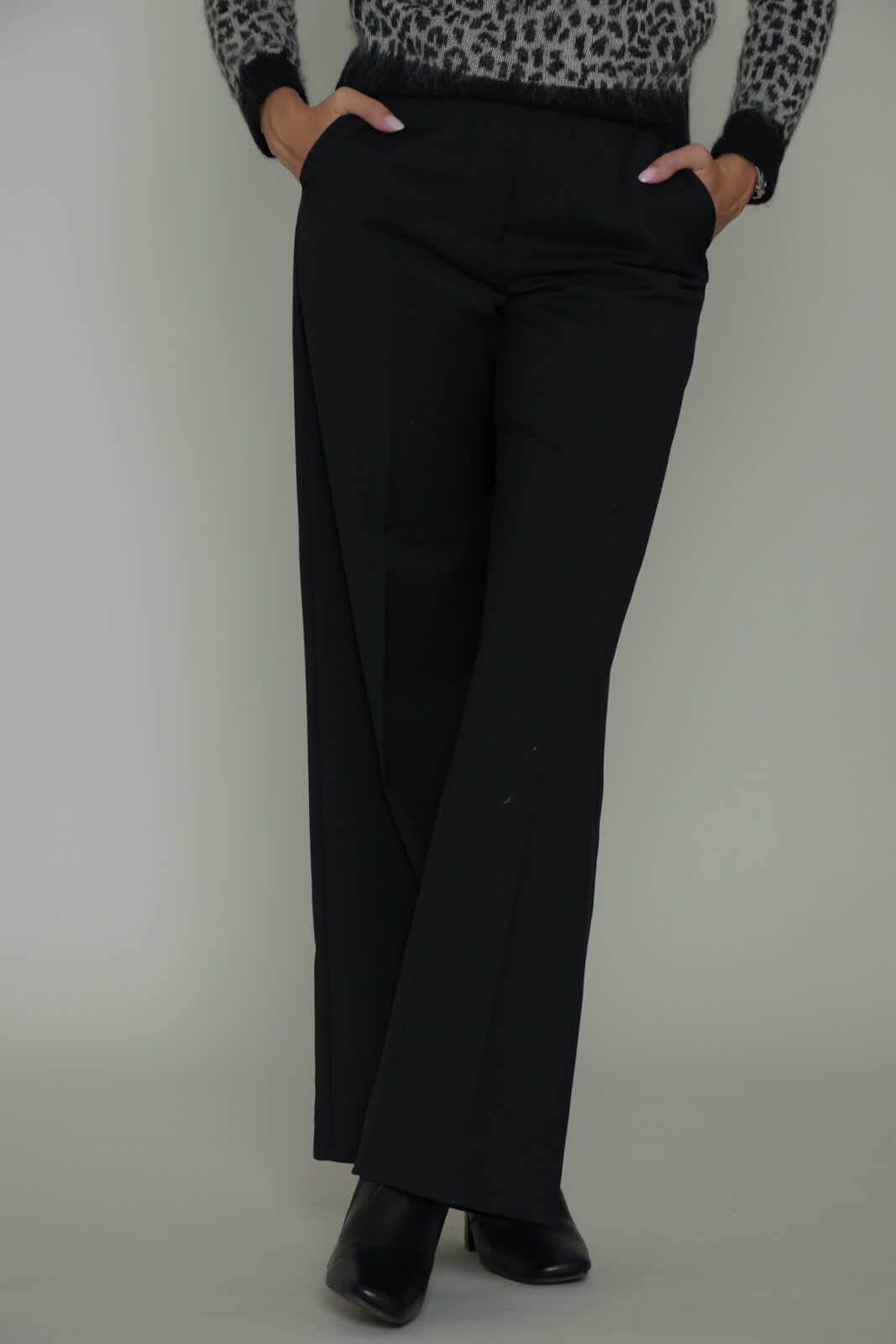 Weekend MaxMara women's trousers VISUAL