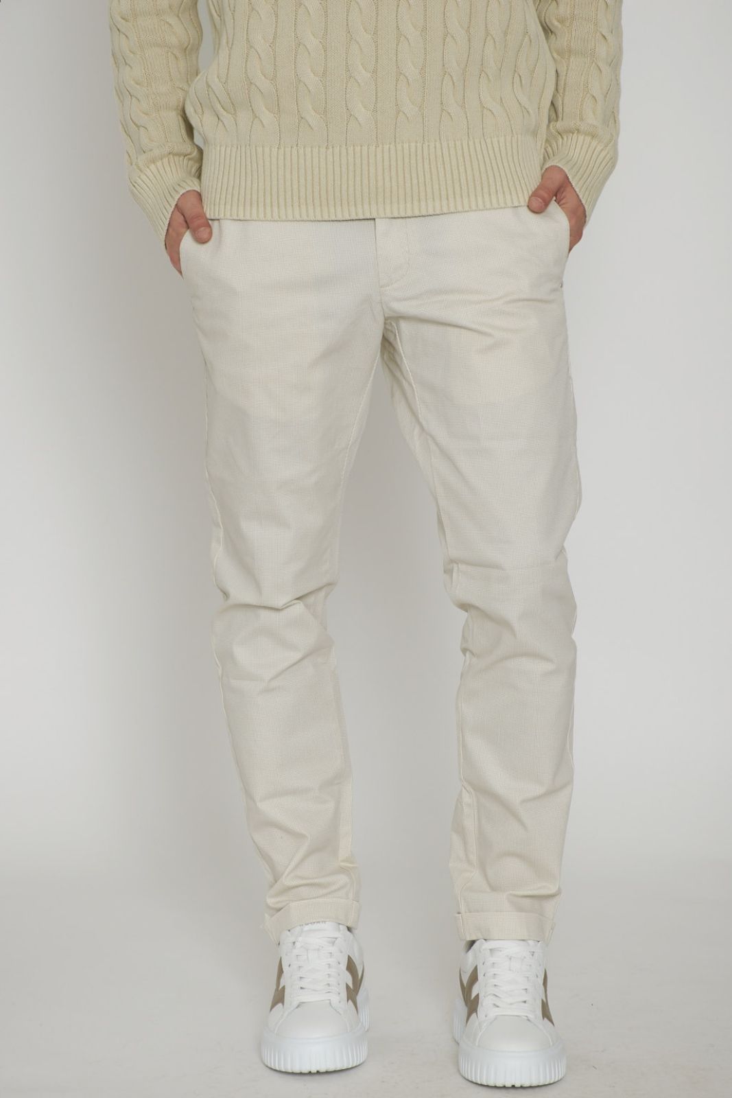 Atipico Pantalone Uomo micropattern