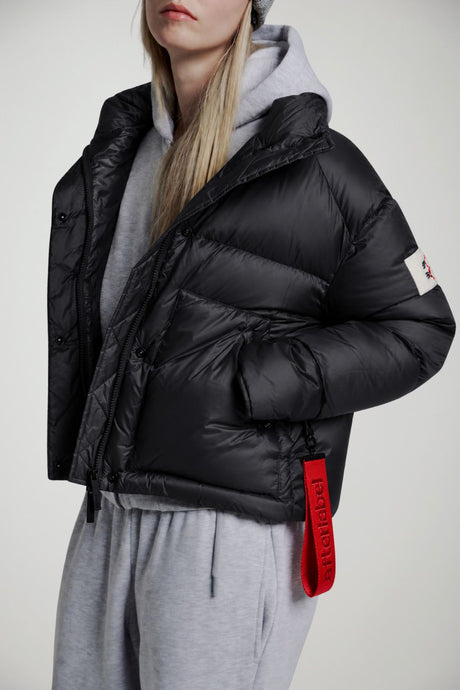 After Label women's Lienz glossy down jacket / Black