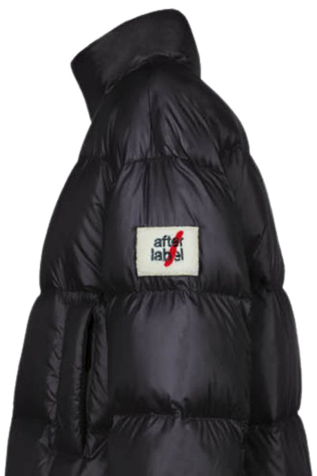 Piumino da donna After Label con logo imbottito in piuma dettaglio logo