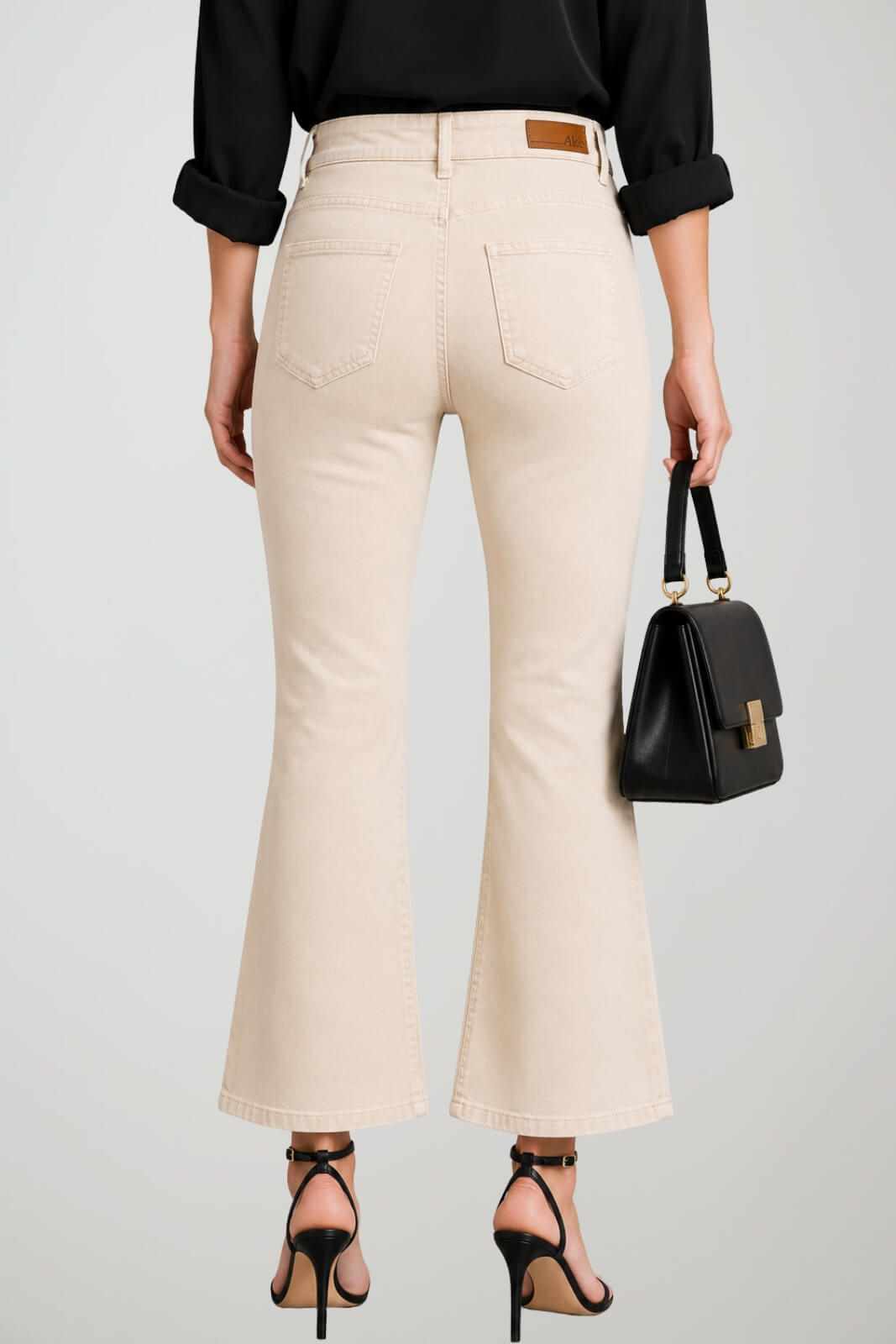Akè Pantaloni Donna Cinque Tasche a Zampa