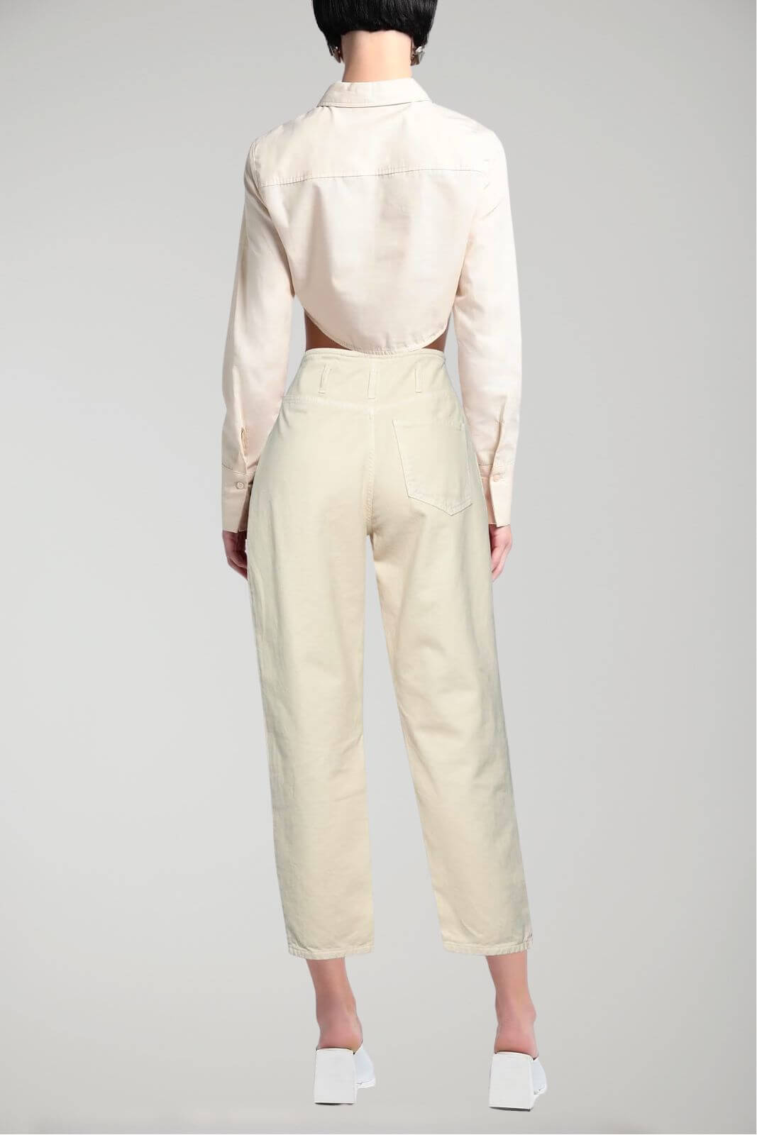 Vaqueros cónicos de marca Unique para mujer