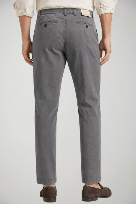 Pantaloni da uomo Briglia modello chino