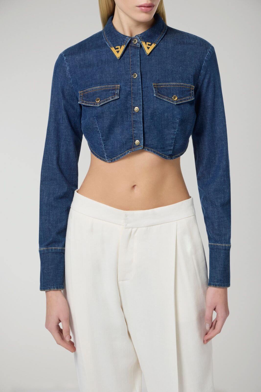 Camisa vaquera corta para mujer Elisabetta Franchi con detalles de logotipo