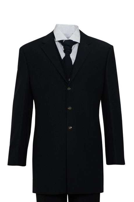 Giacca monopetto a tre bottoni e cravatta fronte