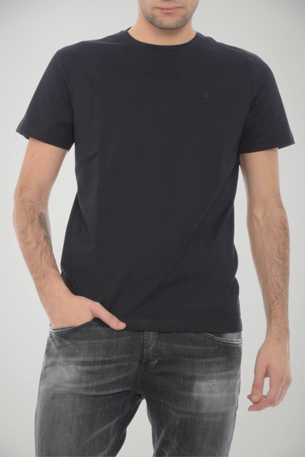 Dondup Camiseta de hombre con logo metálico