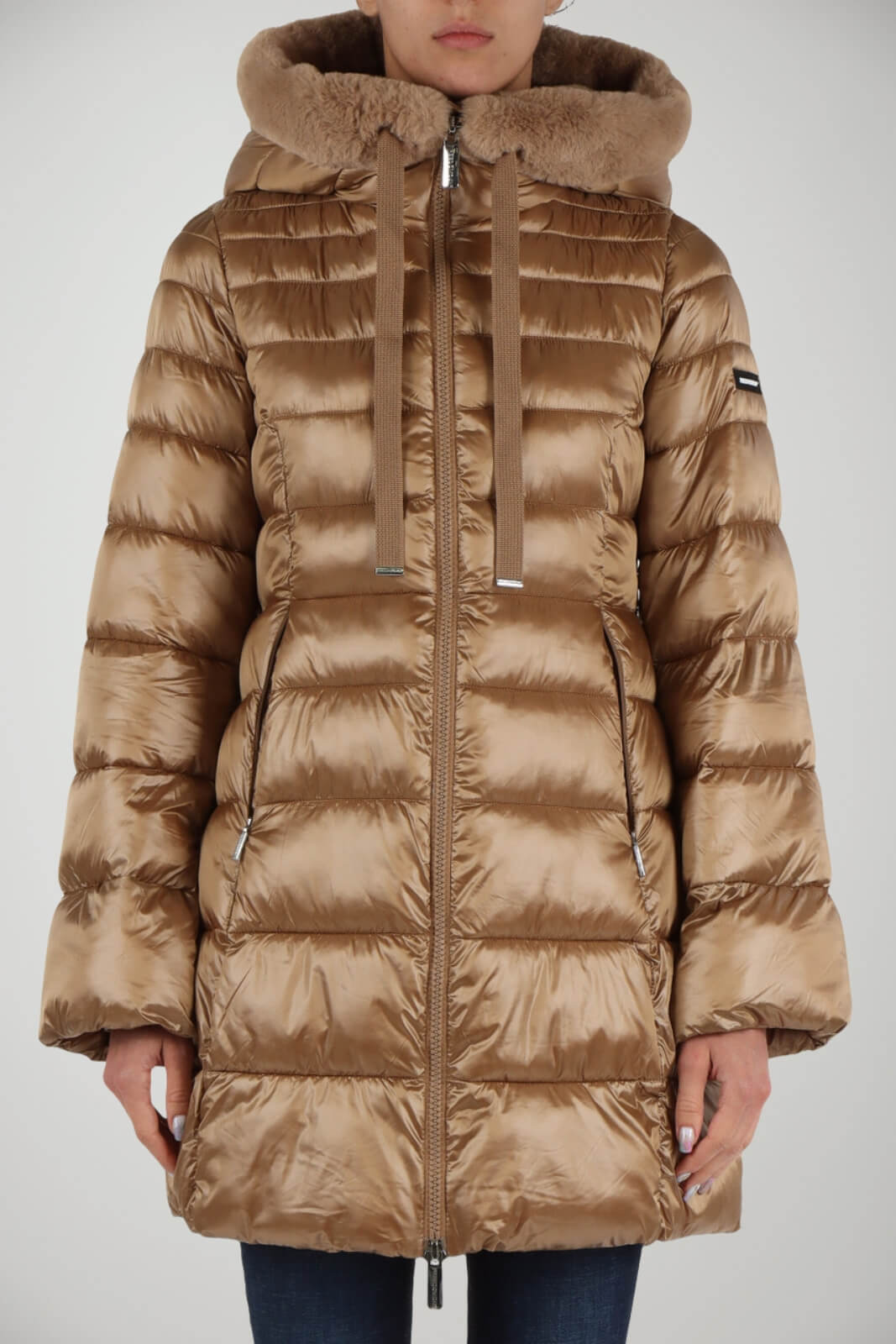 Piumino Freedomday lungo da donna con cappuccio Yvette fronte 1