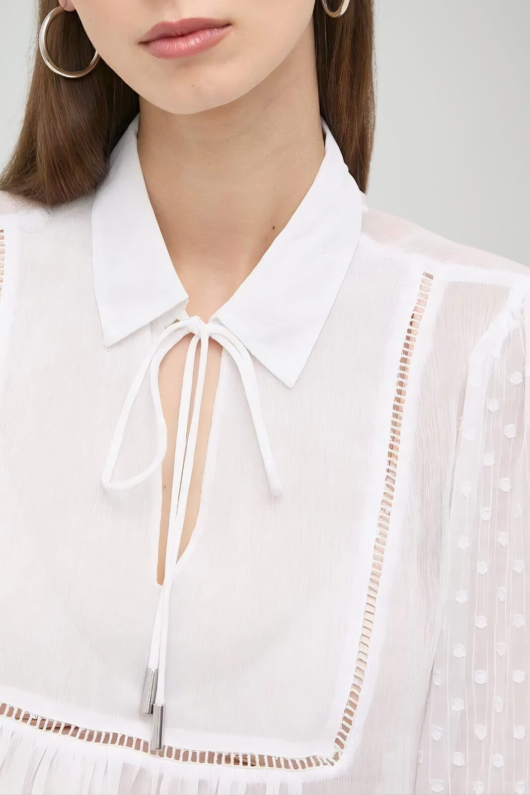 Guess Blusa Donna in chiffon con nappine