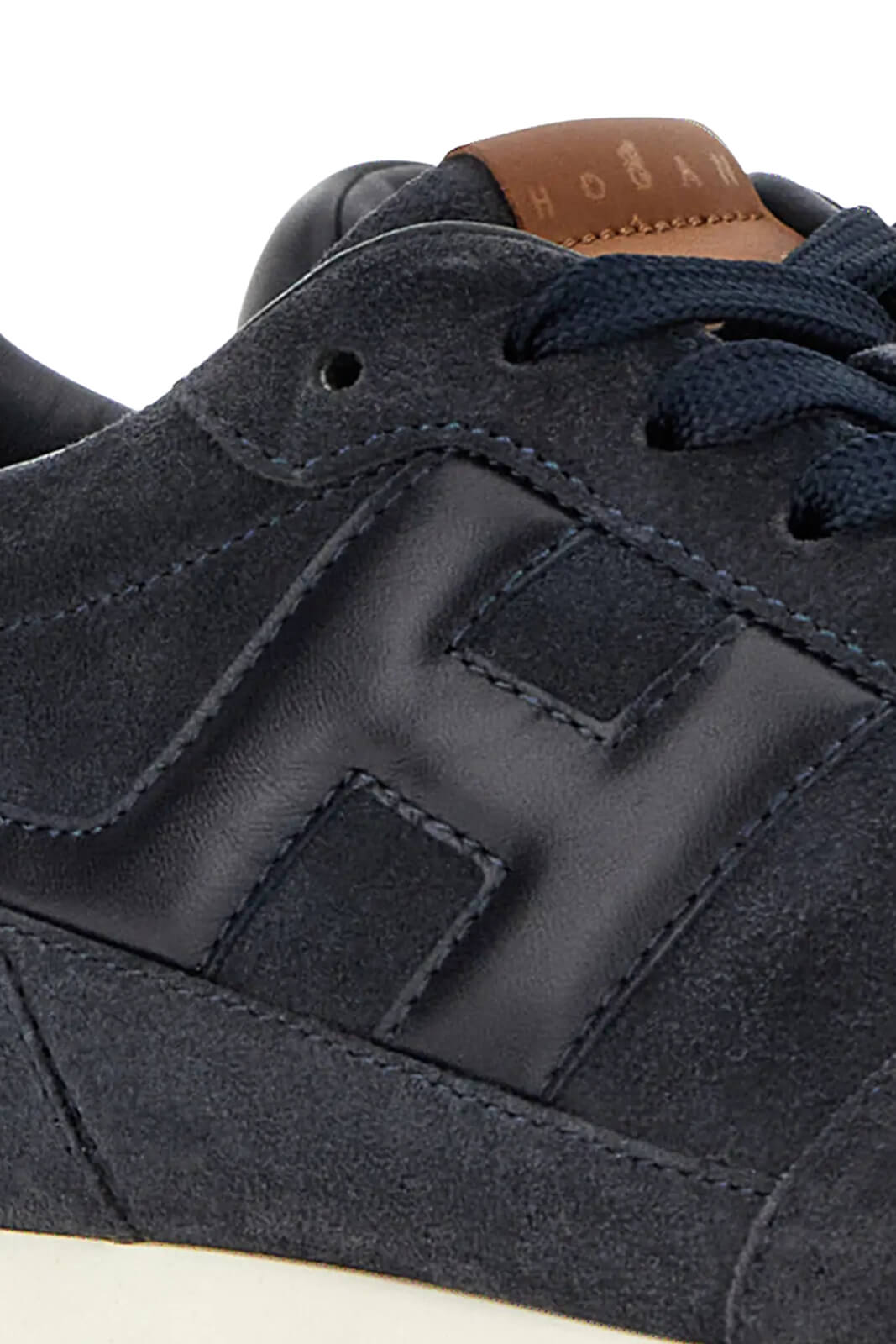 Sneakers da uomo Hogan in pelle scamosciata con logo laterale