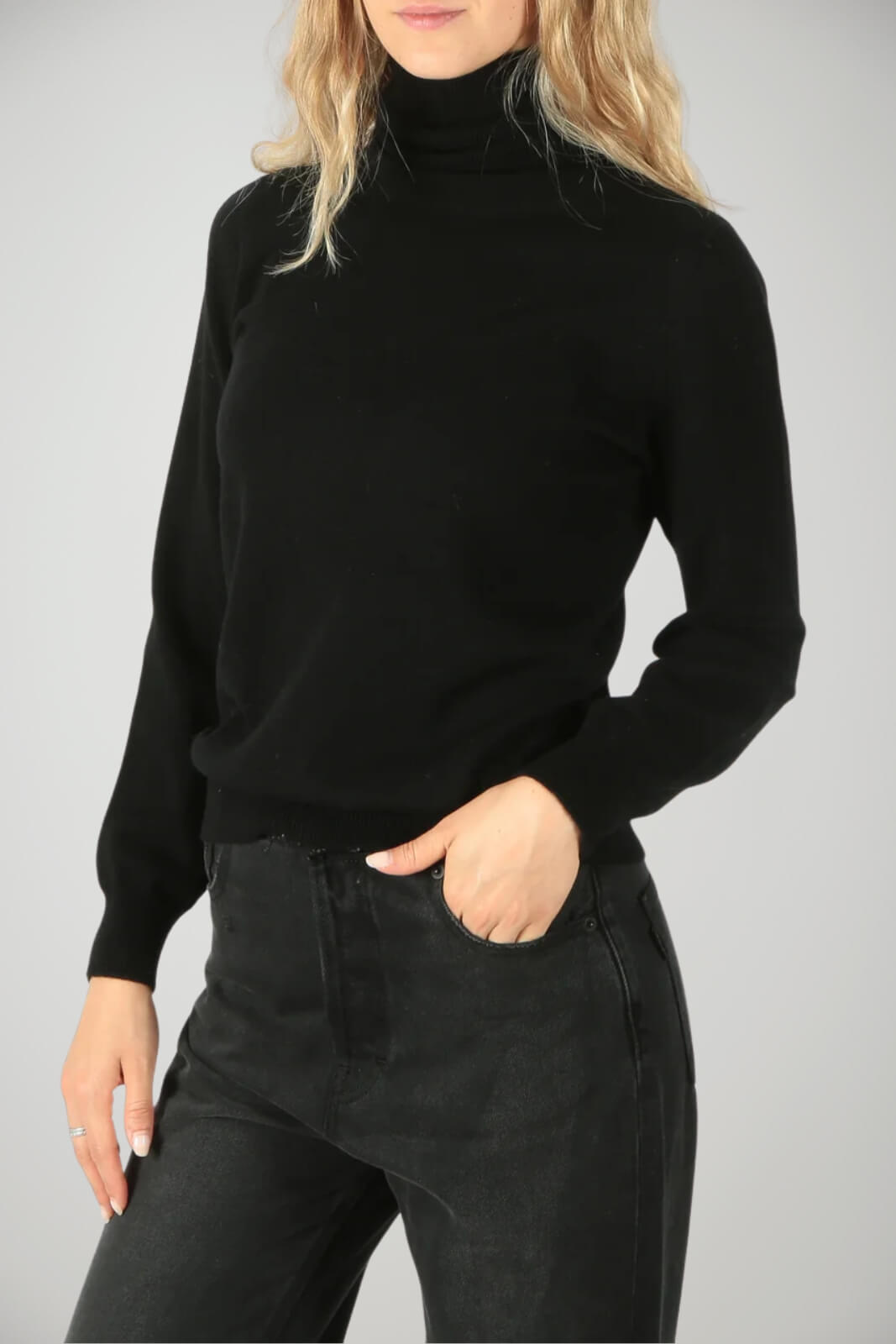 Dolcevita da donna Kangra in lana e cashmere fronte 1