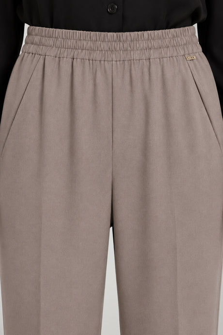 Kaos Pantaloni Donna a Palazzo Vita Alta
