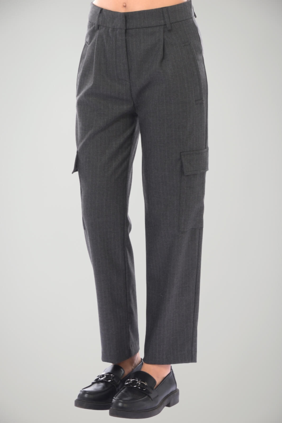 Pantaloni da donna Kaos modello cargo gessati con pences