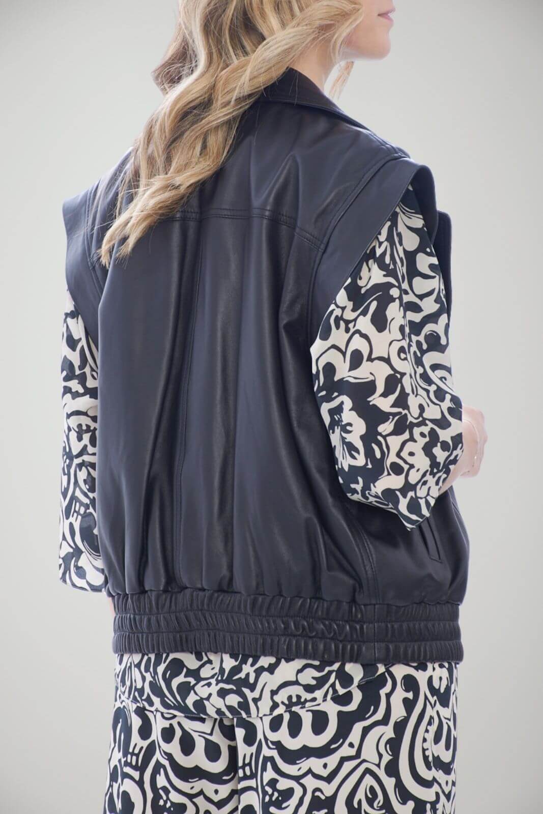 Dixie Women's Sleeveless Jacket