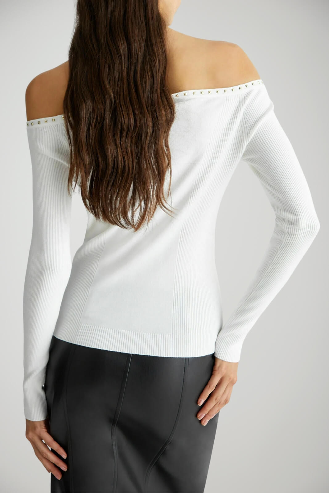 Maglia donna Liu Jo con scollo a barca e borchie