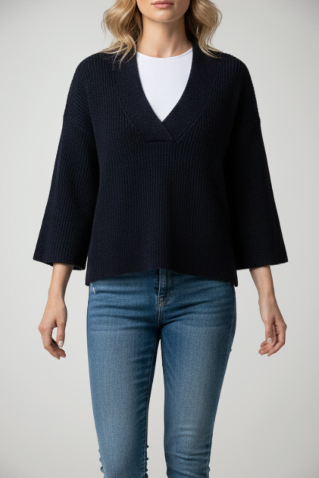 Maglione da donna Liu Jo in lana e scollo a V