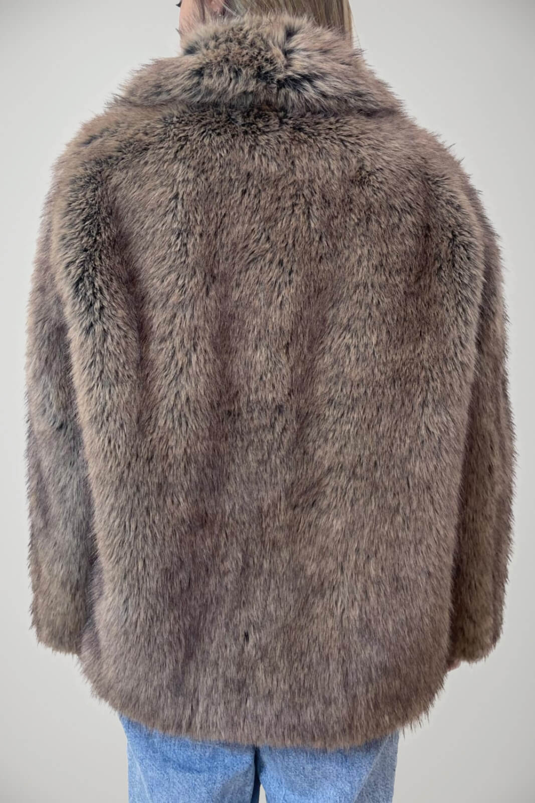 Pelliccia da donna ecologica Liu Jo con chiusura a gancetti retro