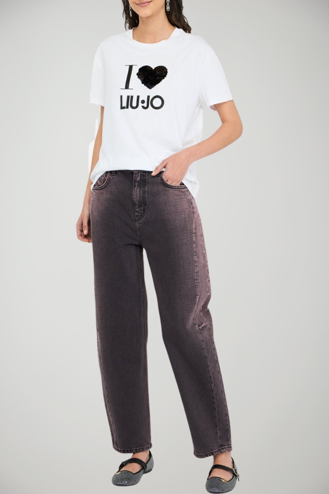 T-shirt da donna Liu Jo maniche corte con logo in paillettes outfit
