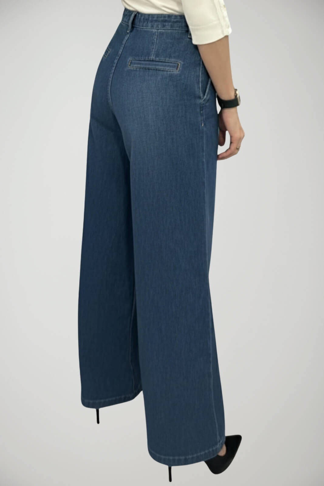 Jeans da donna Mar de Margaritas a gamba ampia e vita alta