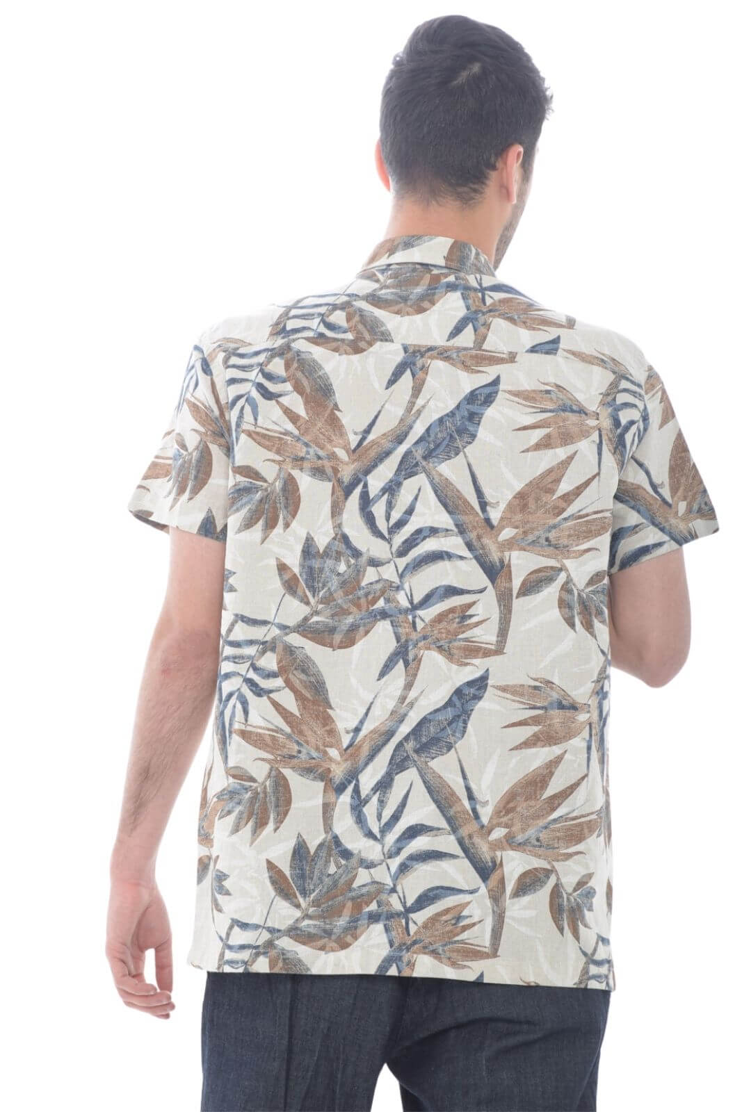 Conjunto de camisa de lino para hombre.