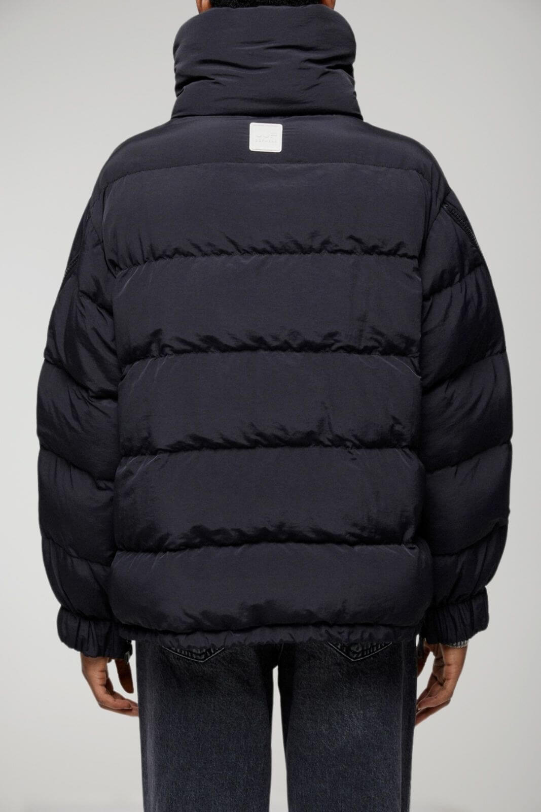 OOF Wear women's down jacket with open sleeves