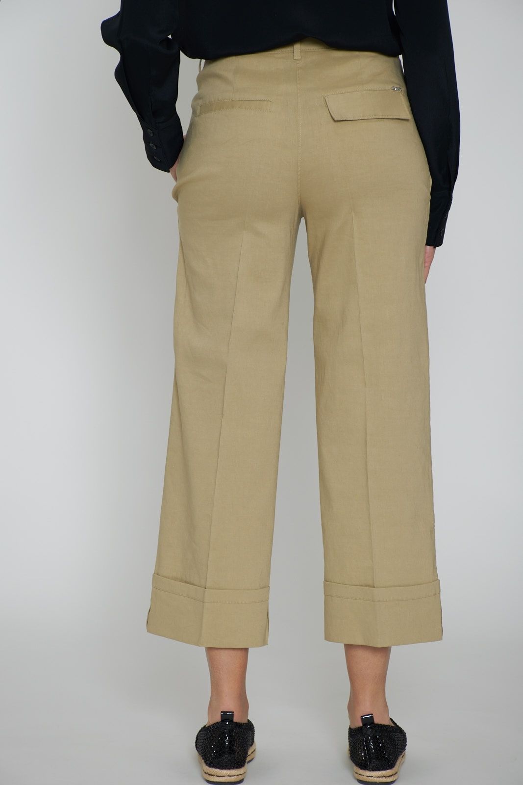 Seventy Women's Trousers in Linen Blend with Turn-Ups