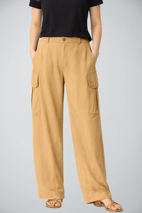 Pantaloni donna Pinko modello cargo fluidi