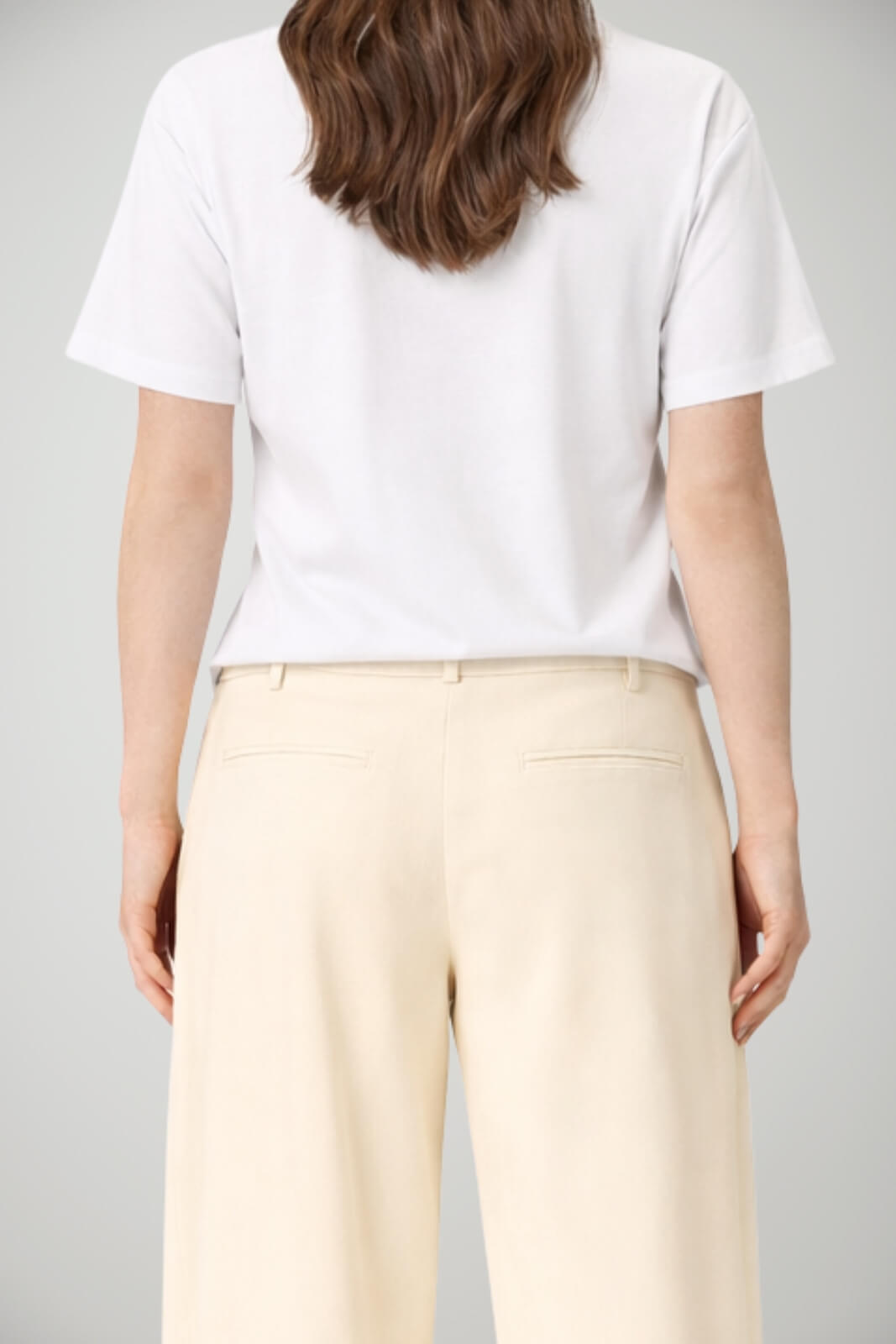 T-shirt da donna Pinko con morsetto e drappeggio sul fianco