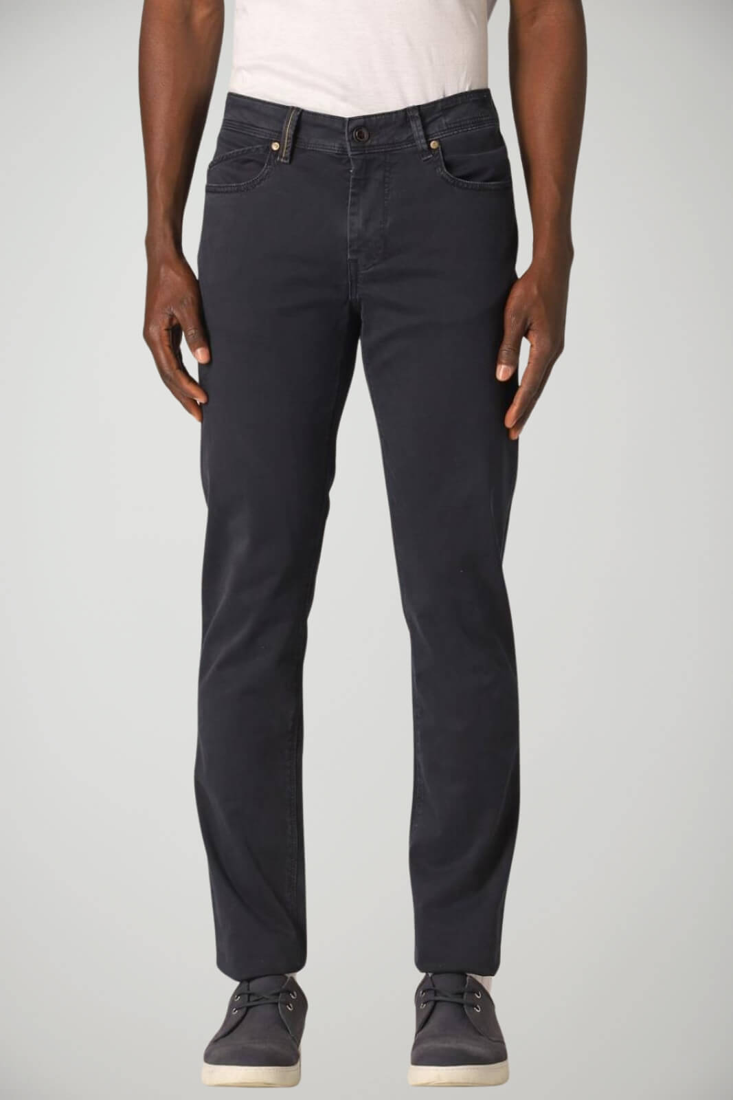 Pantaloni chino da uomo Rubens in gabardina cinque tasche fronte 1