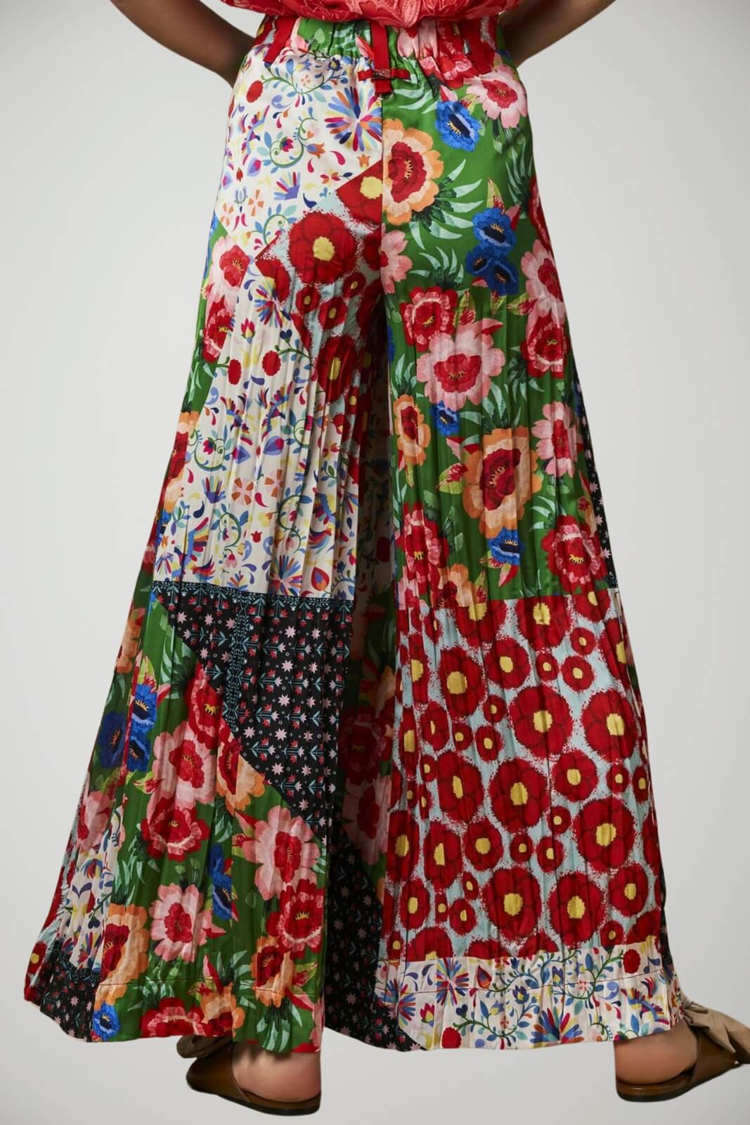 Pantalones palazzo para mujer con efecto plisado de High Everyday Couture