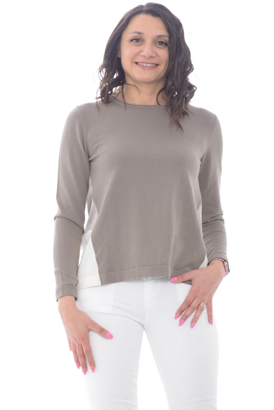Gorros de punto para mujer con inserciones de seda.