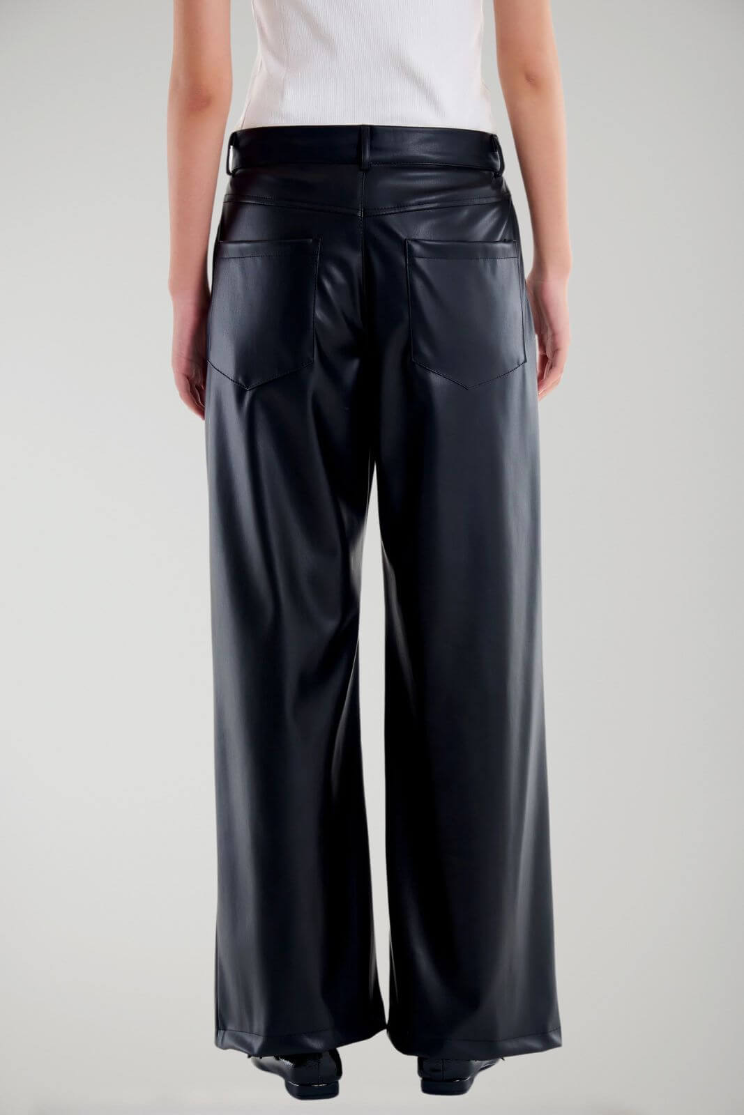 Vicolo Women's Faux Leather Trousers
