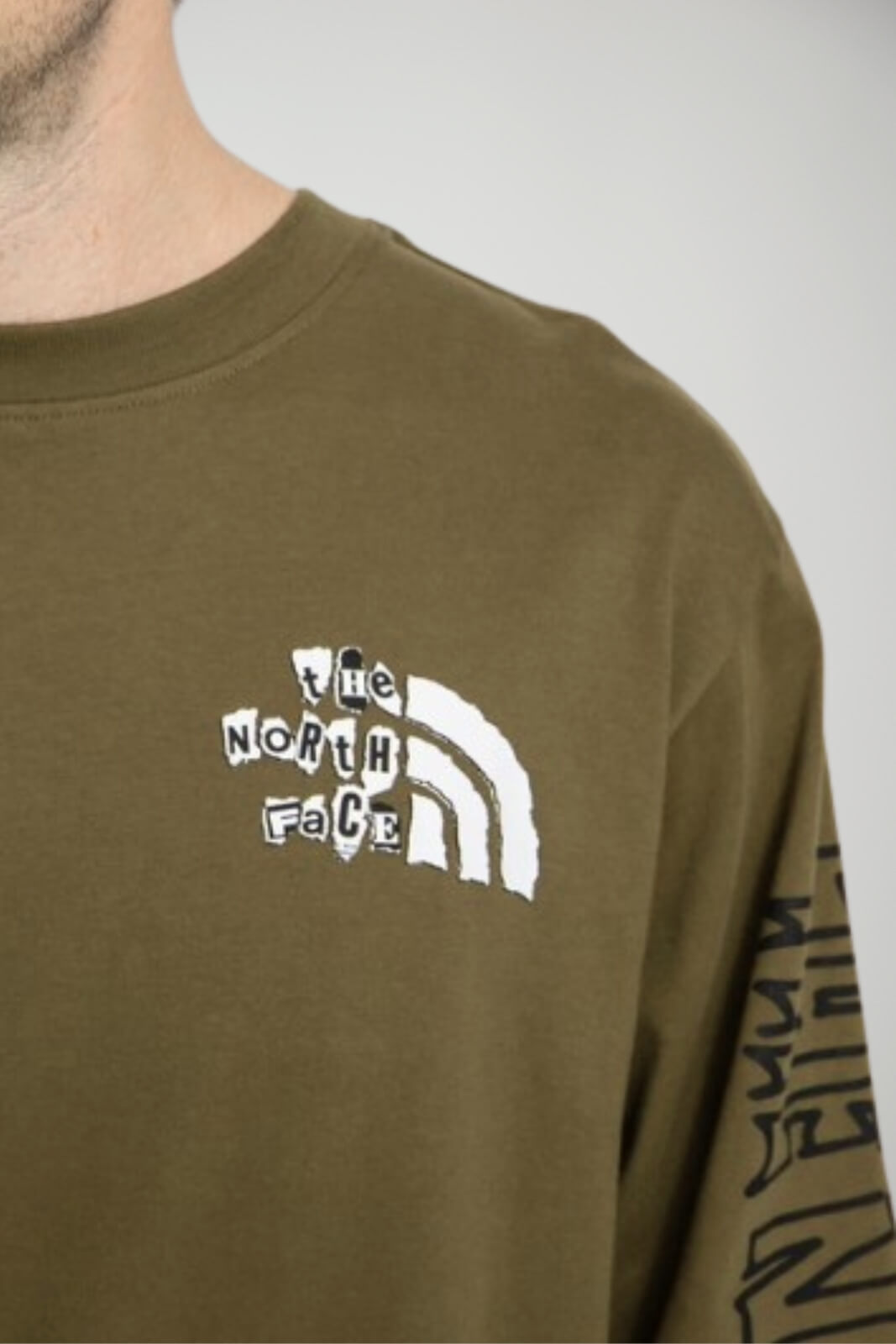 T-shirt da uomo The North Face con stampa over fit dettaglio