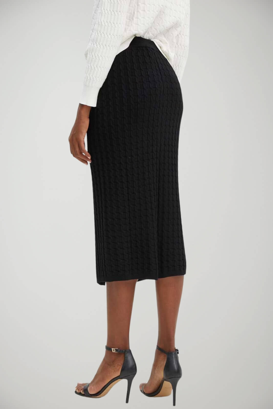 Longuette in maglia Twinset a trecce con bottoni finti