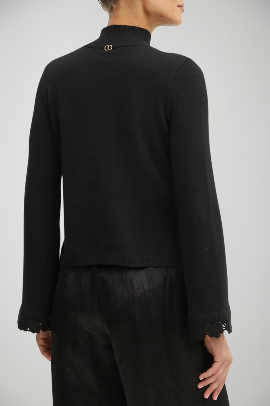 Maglia da donna Twinset con ricami crochet