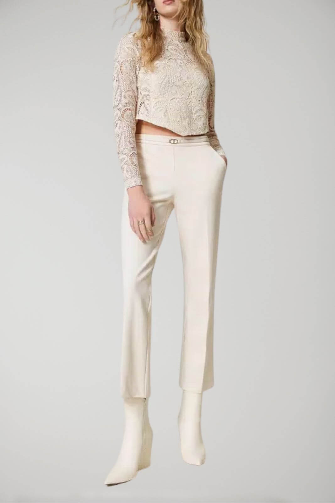 Pantalone donna Twinset Milano color burro, dettaglio logo Oval T Fronte 1