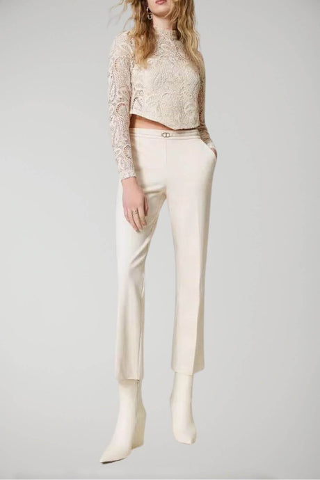 Pantalone donna Twinset Milano color burro, dettaglio logo Oval T Fronte 1