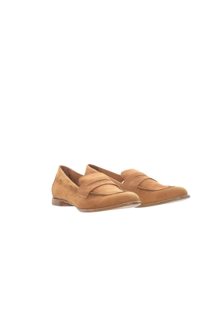 Hundred Women's Suede Moccasin