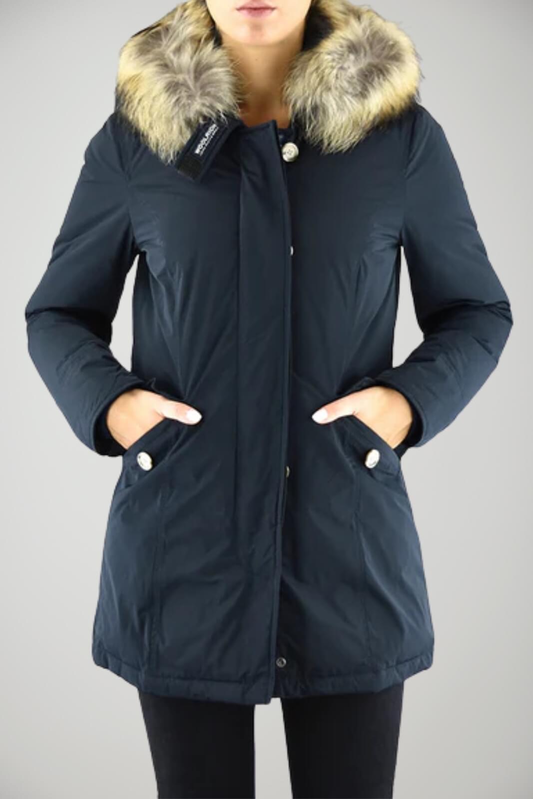 Parka da donna Woolrich con cappuccio e pelliccia