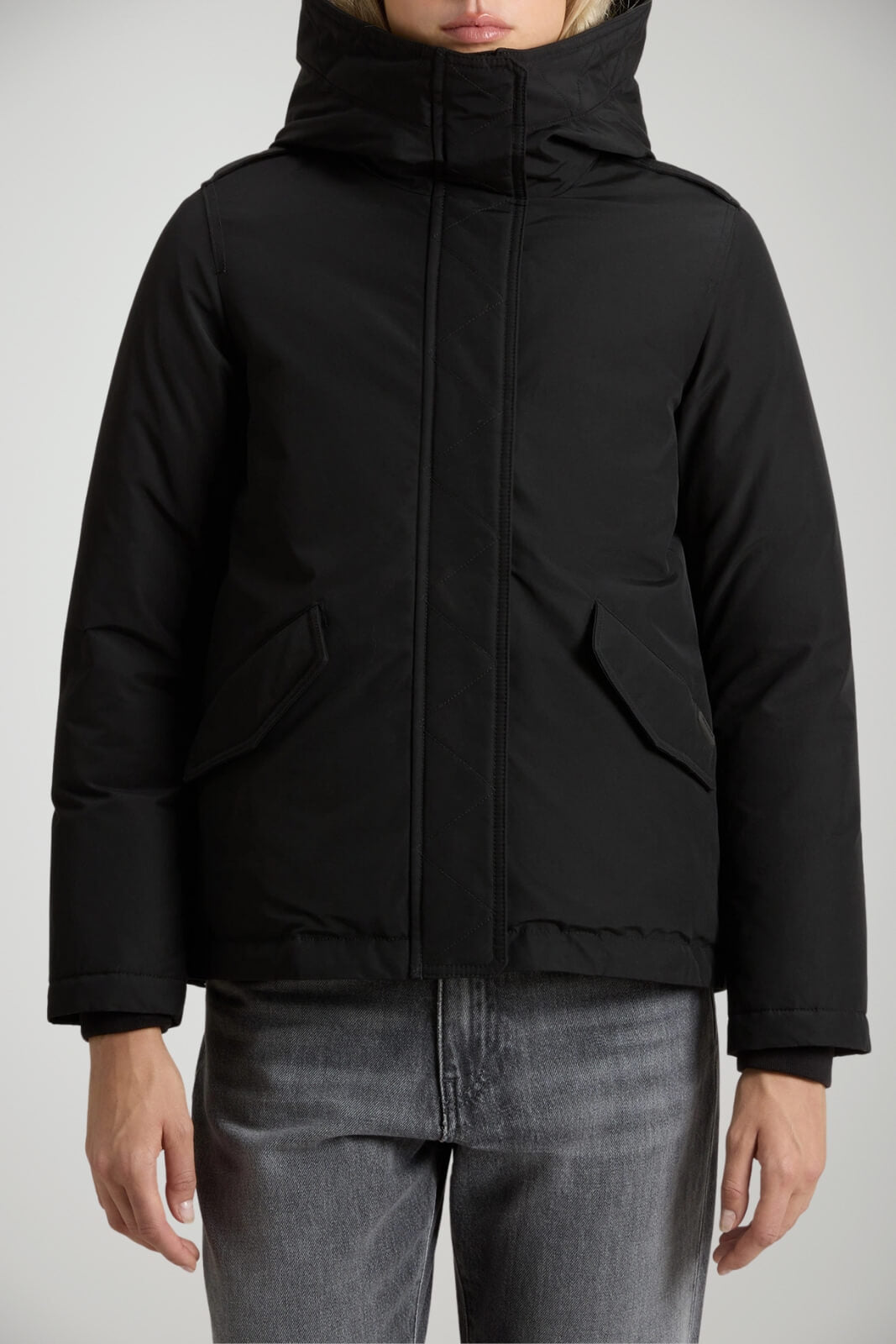 Giubbino da donna Woolrich in ramar con cappuccio