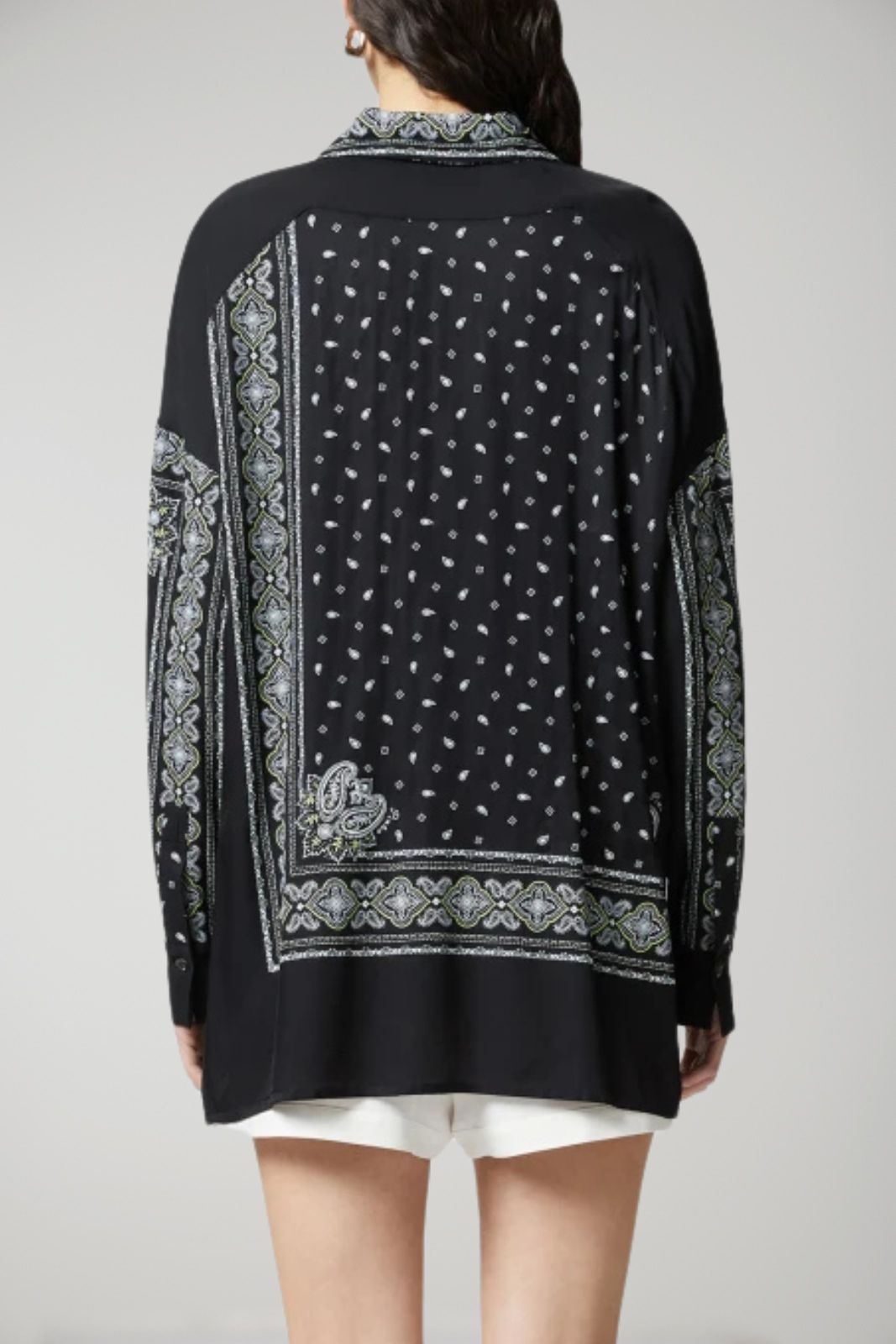 Camisa de mujer Pinko con estampado de bandana