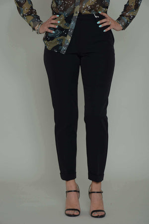 19.70 Pantalone donna stretch fronte 1