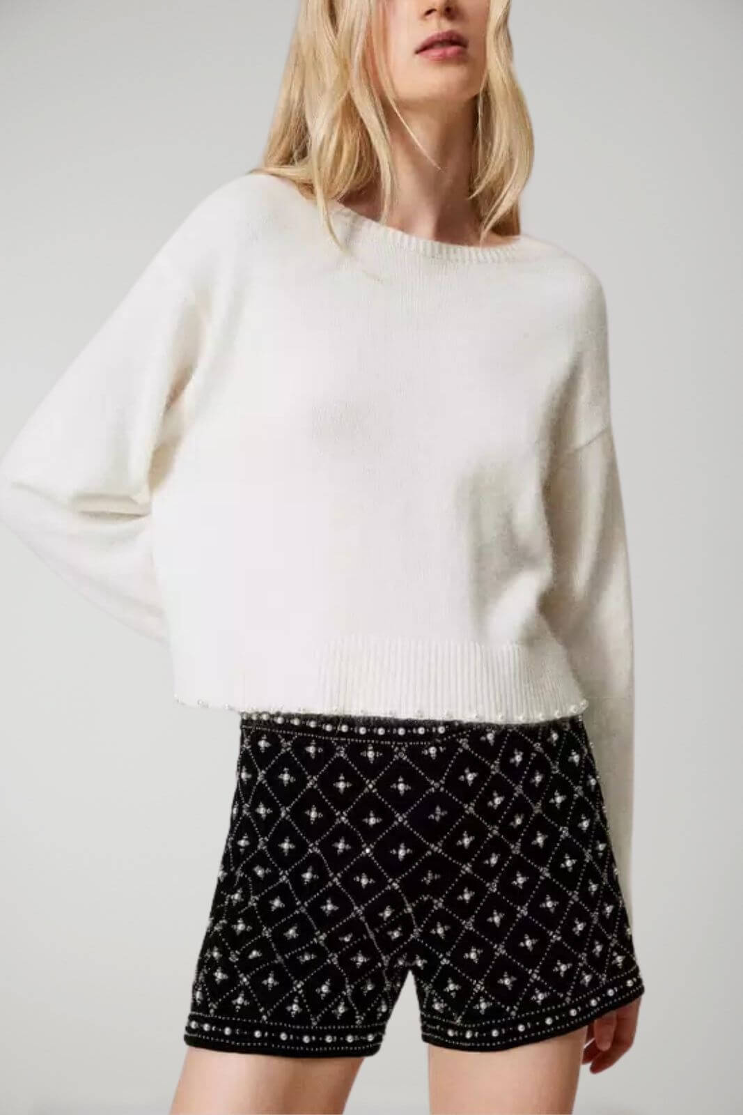 Pantalones cortos de terciopelo bordado para mujer de Twinset Milano