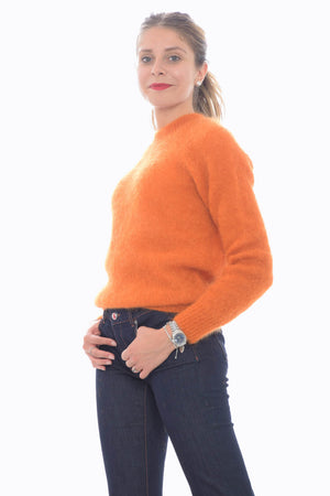 Brand Unique Women's sweater with raglan sleeves