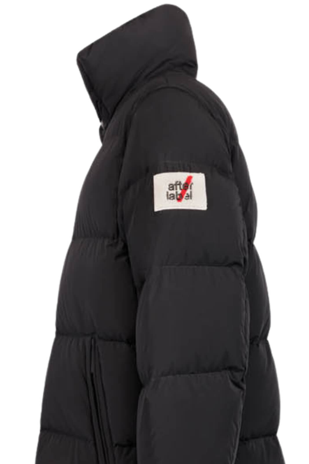 Piumino da donna After Label in piuma con collo alto dettaglio