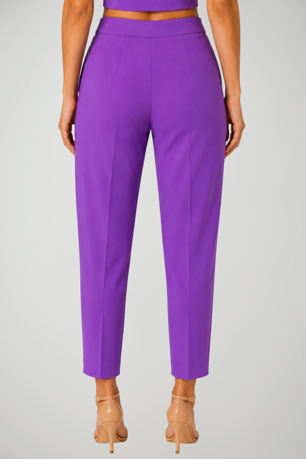 Akè Pantaloni Donna con piega stirata