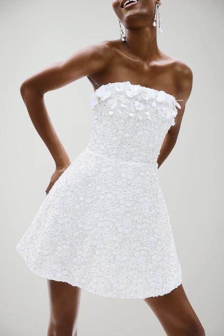 Abito da donna corto con paillettes e perline