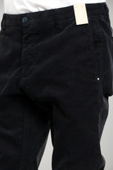 Pantaloni da uomo in velluto Atpco Sasa dettaglio tessuto