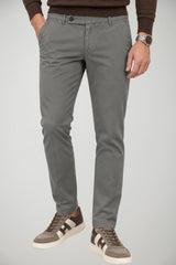 Berwich Pantaloni Uomo in Gabardina Slim Fit / Grigio