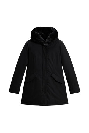 Woolrich women's parka Beaker Parka in Ramar Cloth with faux fur